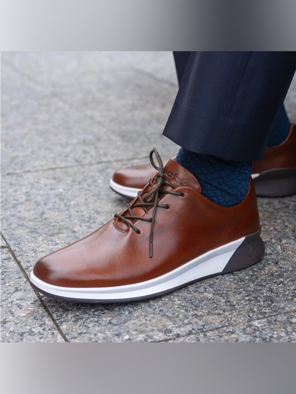 Amberjack Whole Cut Hybrid Dress Sneakers Leather  Shoes Chestnut Sz 11M